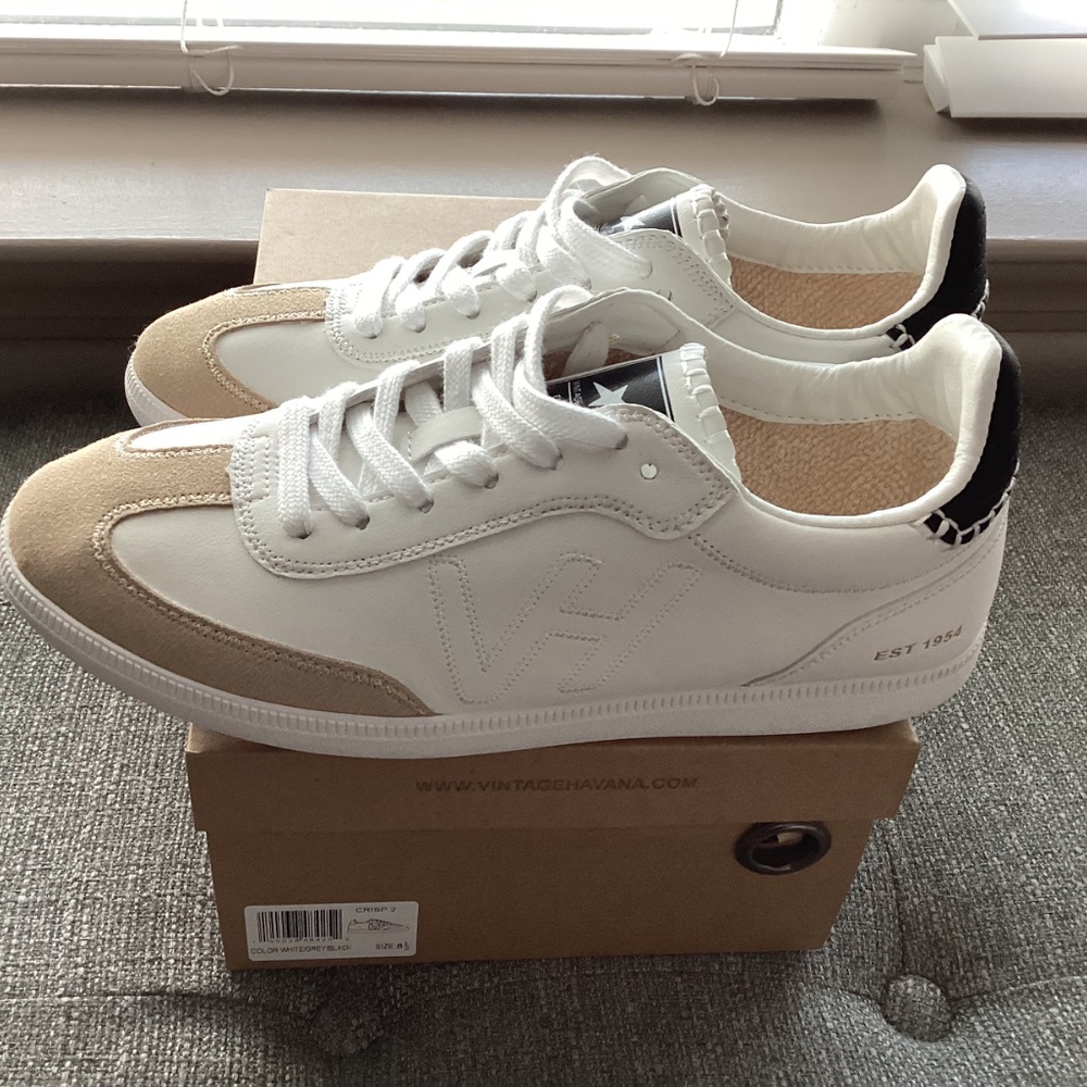 Vintage Havana Crisp Sneaker (Women), size 8.5 - Picture 12 of 13